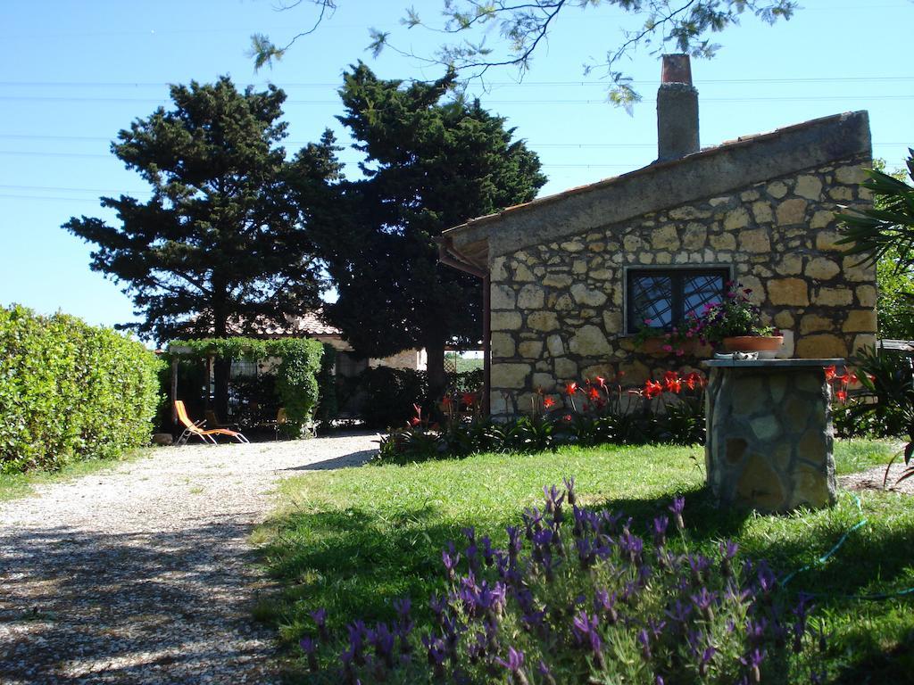 Casale Dinelli Villa Tarquinia Exteriör bild
